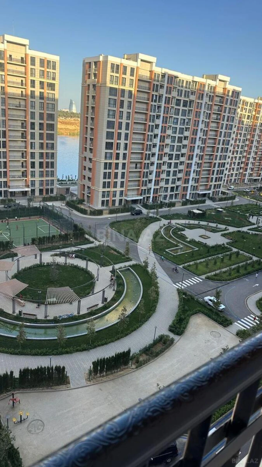 Kirayə verilir 2 otaqlı mənzil 60 m²