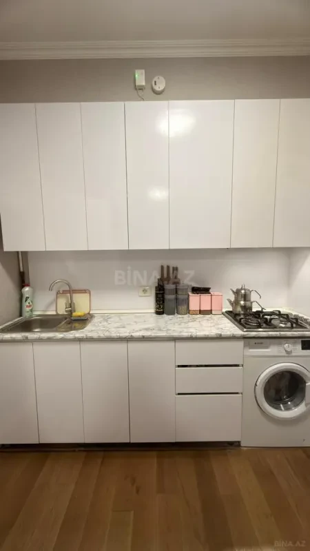 Kirayə verilir 2 otaqlı mənzil 60 m²