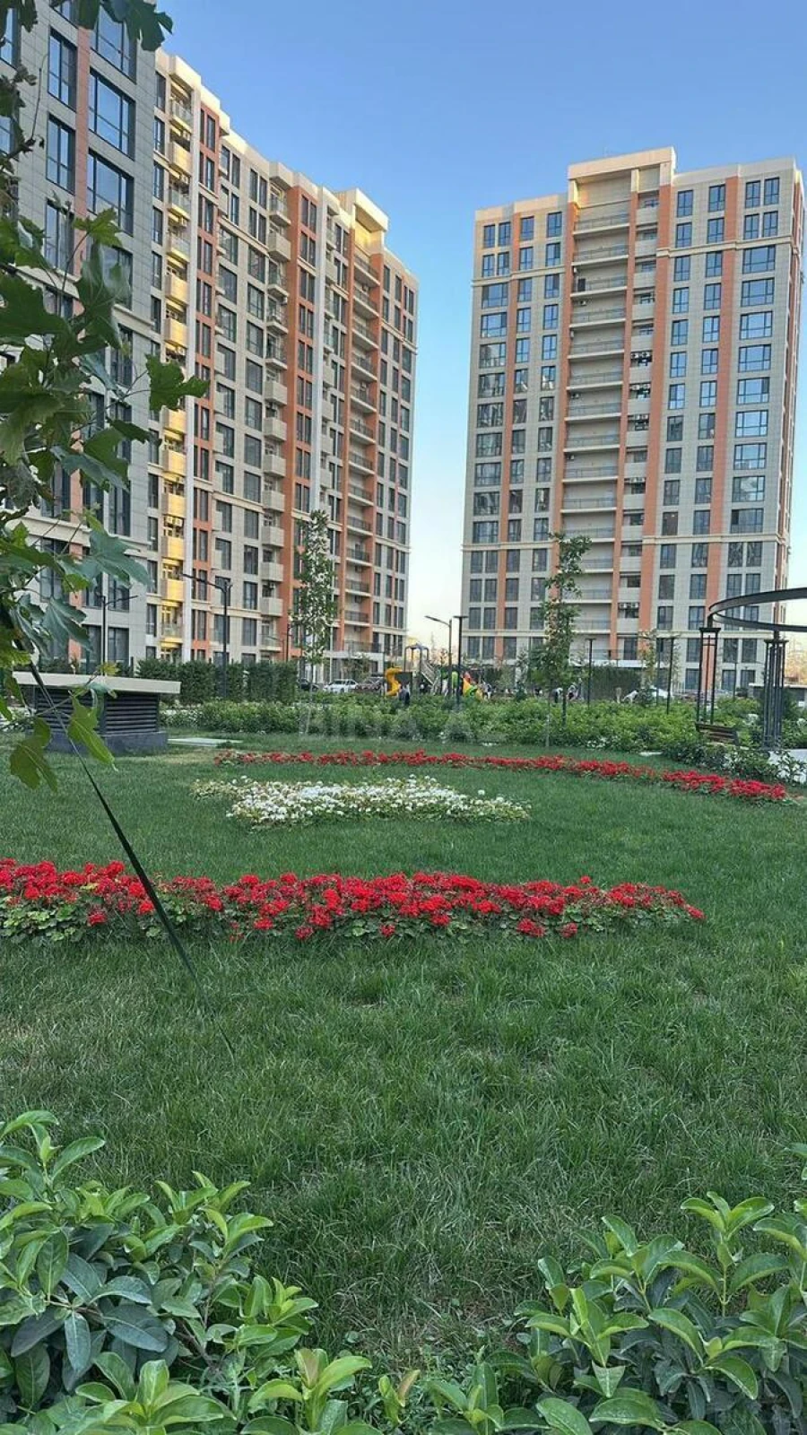 Kirayə verilir 2 otaqlı mənzil 60 m²