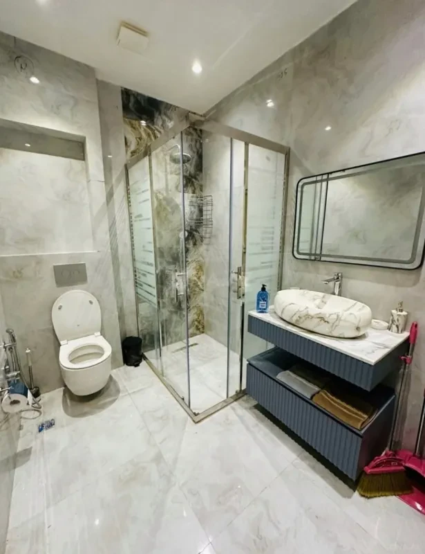Kirayə verilir 2 otaqlı mənzil 65 m²