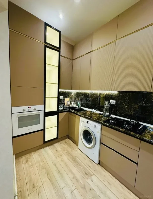 Kirayə verilir 2 otaqlı mənzil 65 m²