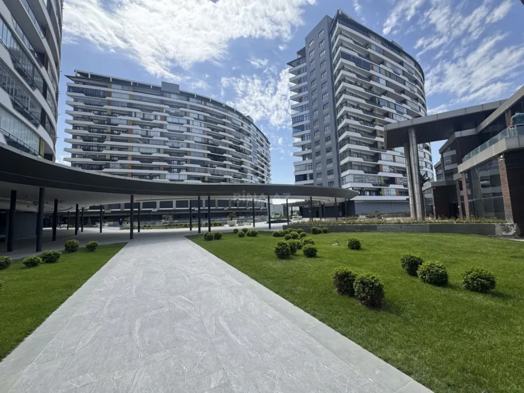 Satılır 2 otaqlı mənzil 89.6 m²