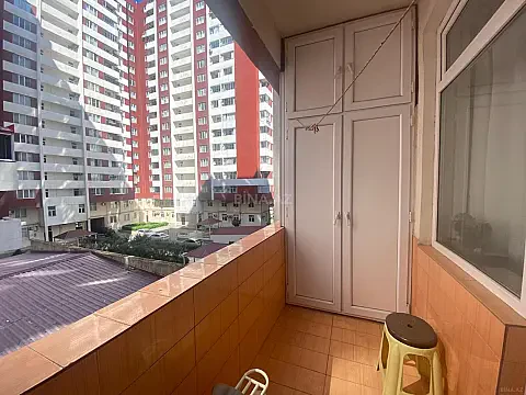 Satılır 3 otaqlı mənzil 97 m²