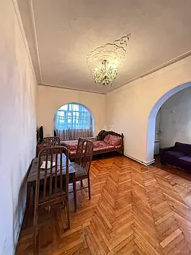 Satılır 1 otaqlı mənzil 45 m²