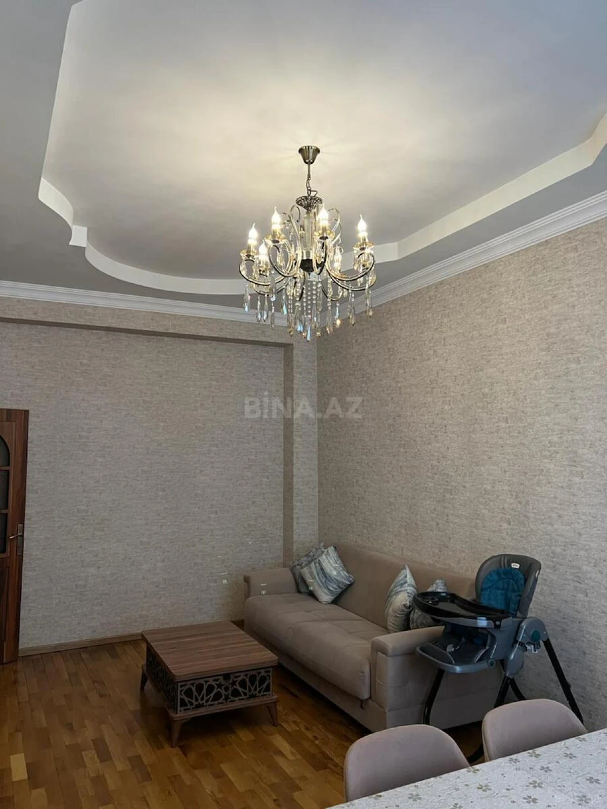 Kirayə verilir 3 otaqlı mənzil 90 m²
