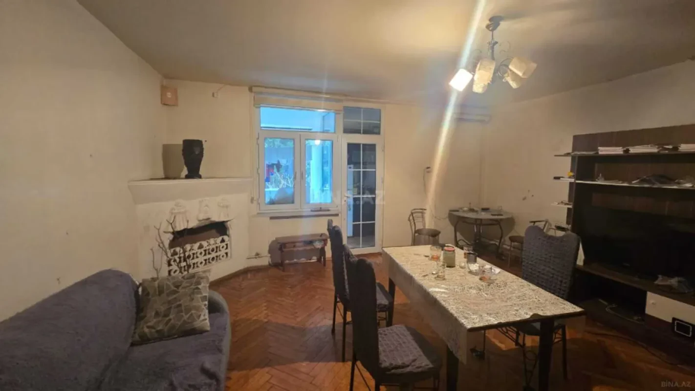 Satılır 3 otaqlı mənzil 54 m²