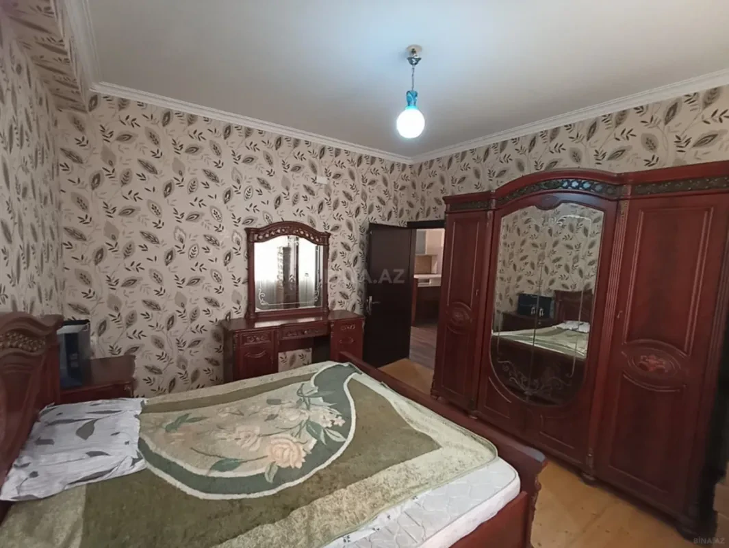 Kirayə verilir 2 otaqlı mənzil 65 m²