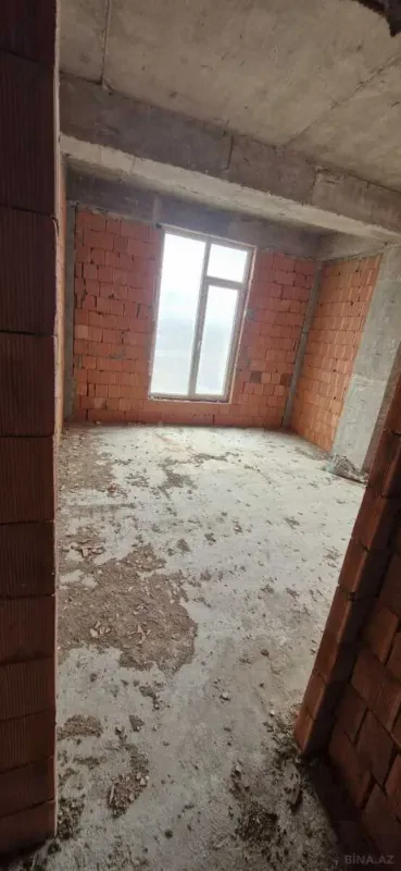 Satılır 3 otaqlı mənzil 102 m²
