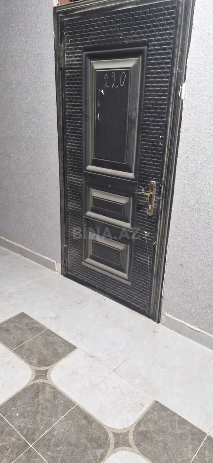 Satılır 3 otaqlı mənzil 102 m²