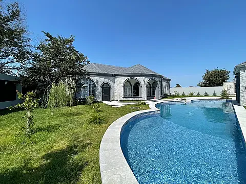 Kirayə verilir 4 otaqlı həyət evi 170 m² — Bakı 4 otaq 170.00 m²