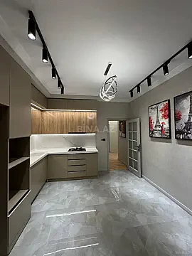 Satılır 2 otaqlı mənzil 89 m²