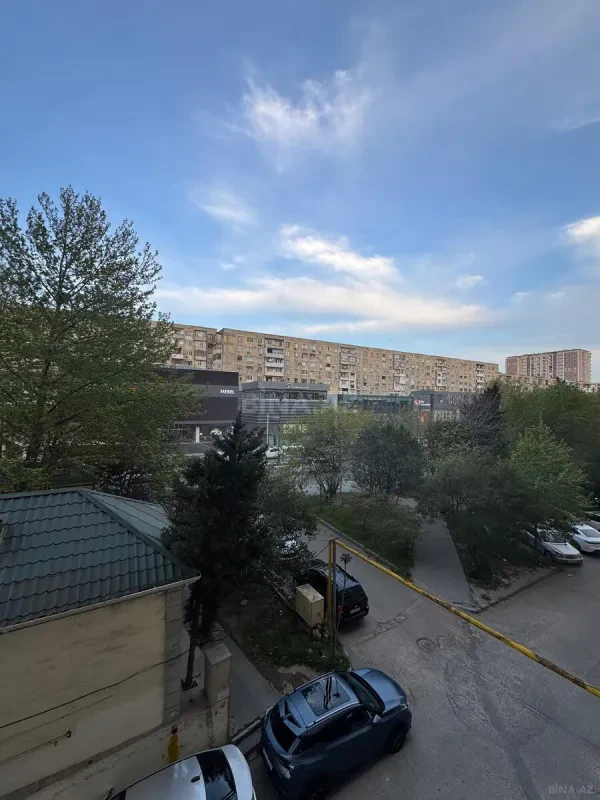 Satılır 2 otaqlı mənzil 89 m²