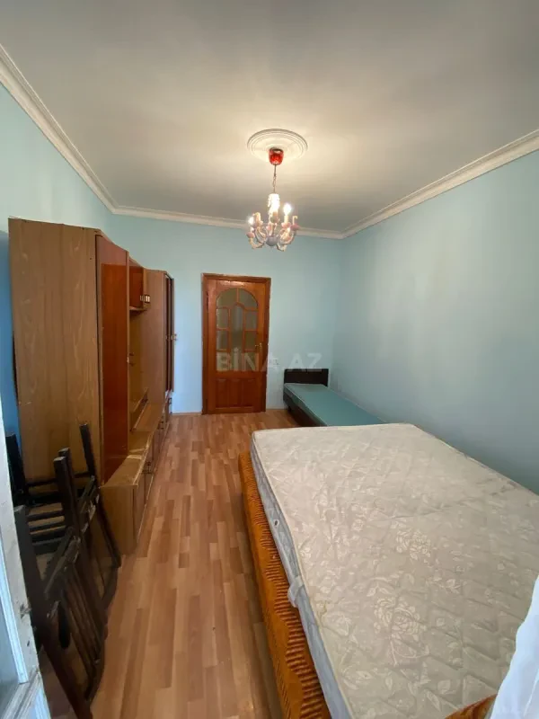 Satılır 2 otaqlı mənzil 65 m²