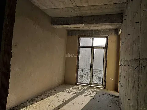 Satılır 3 otaqlı mənzil 145 m²
