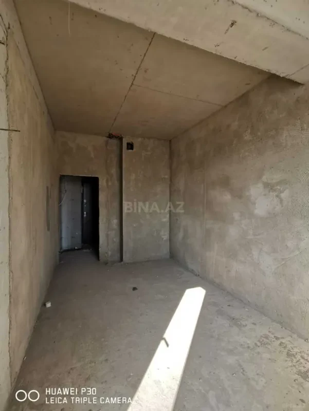 Satılır 3 otaqlı mənzil 145 m²