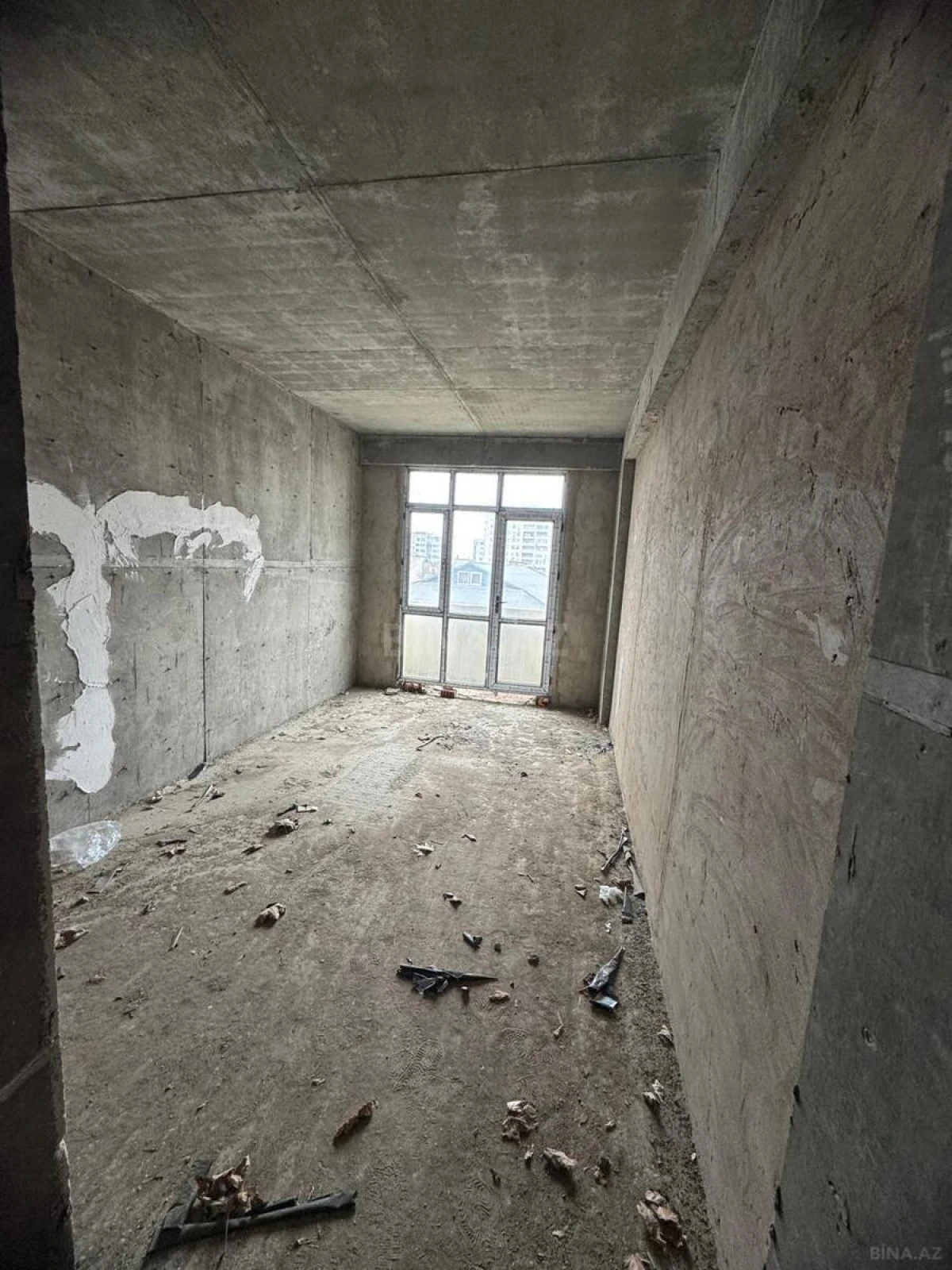 Satılır 2 otaqlı mənzil 95 m²