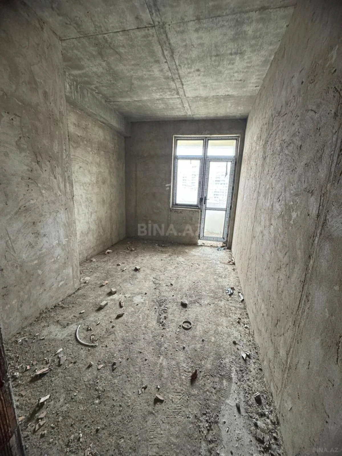 Satılır 2 otaqlı mənzil 95 m²