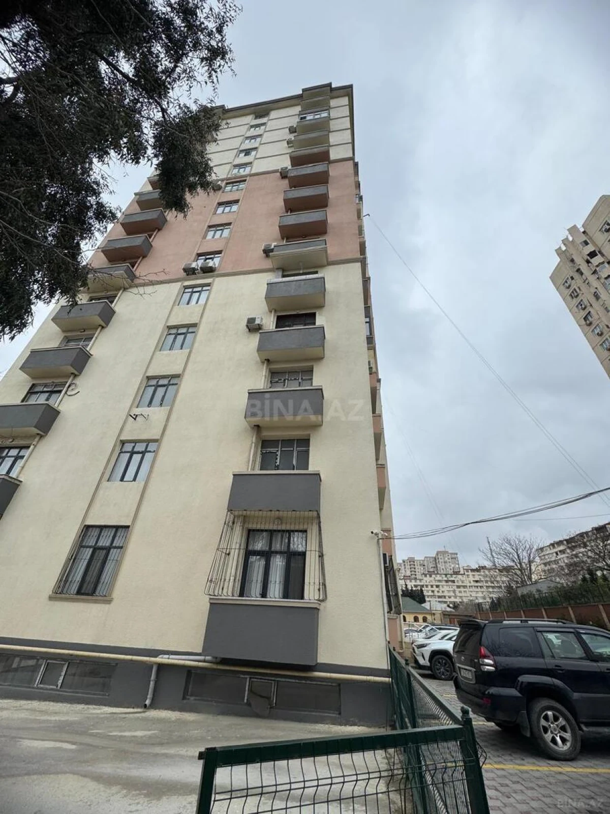 Satılır 2 otaqlı mənzil 95 m²