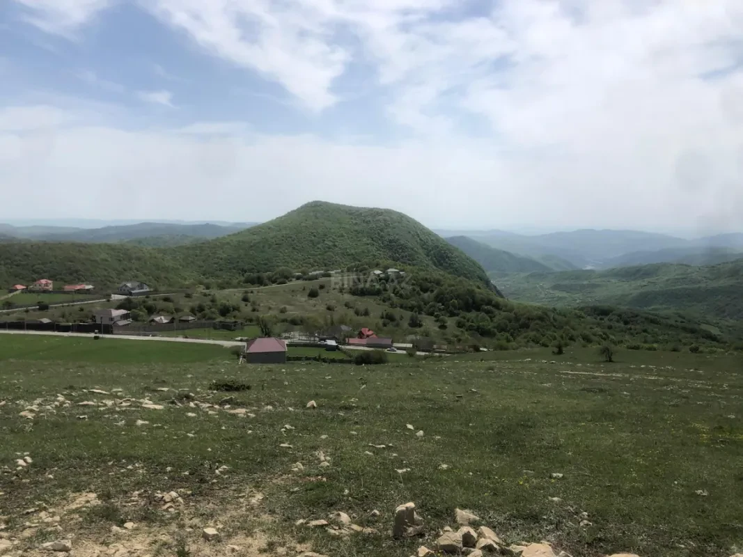 Satılır torpaq sahəsi 90 m²