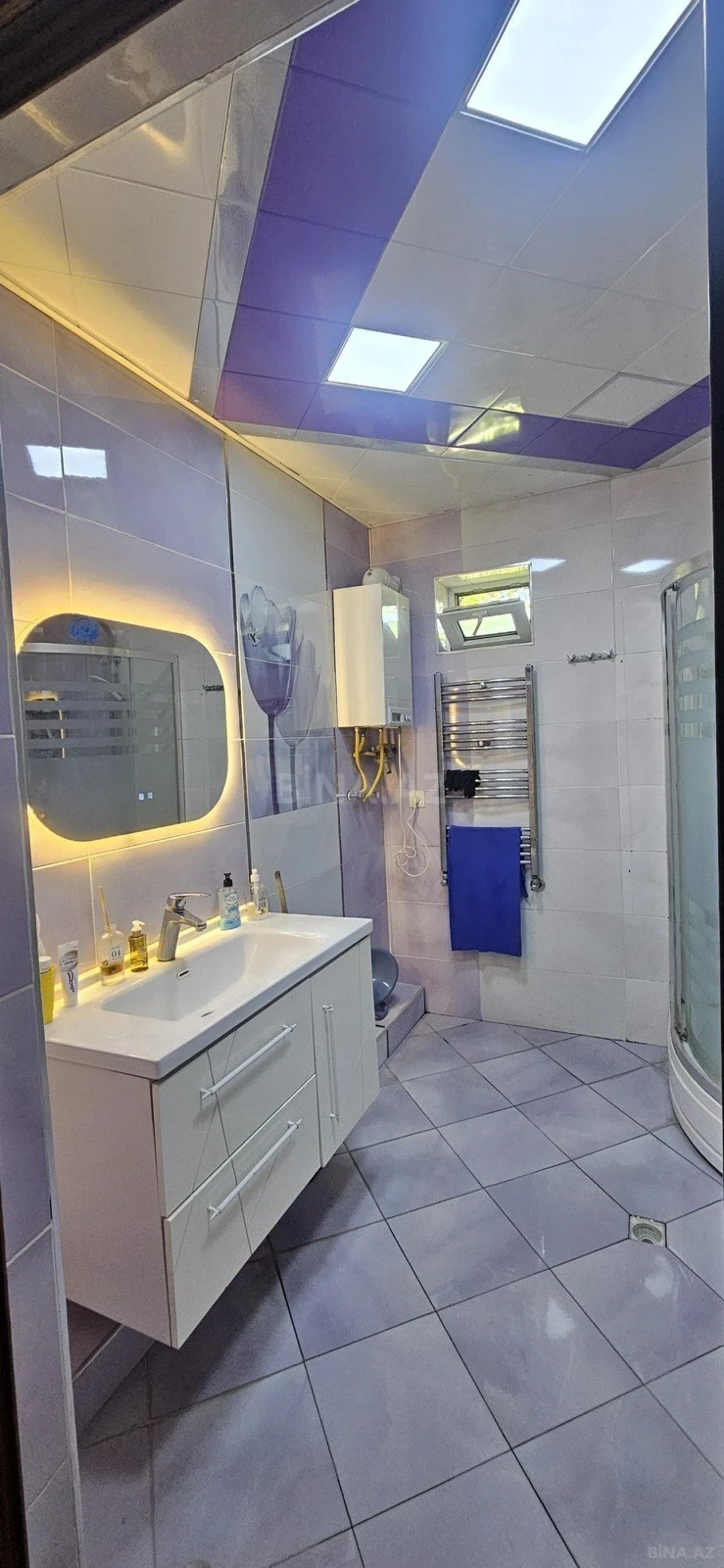 Satılır 7 otaqlı həyət evi 270 m²