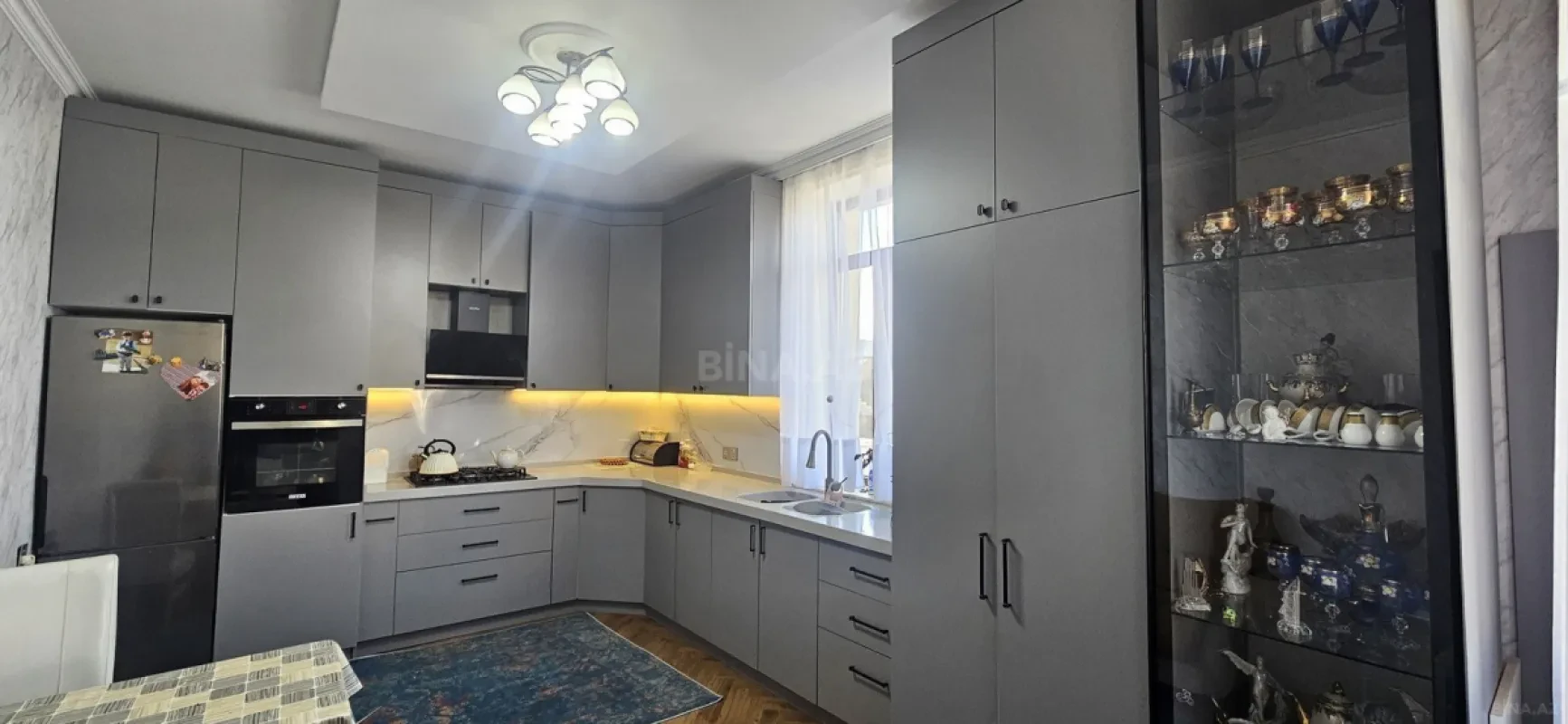 Satılır 7 otaqlı həyət evi 270 m²