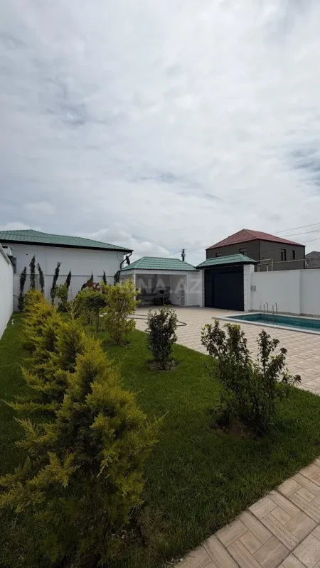 Satılır 4 otaqlı həyət evi 148 m²