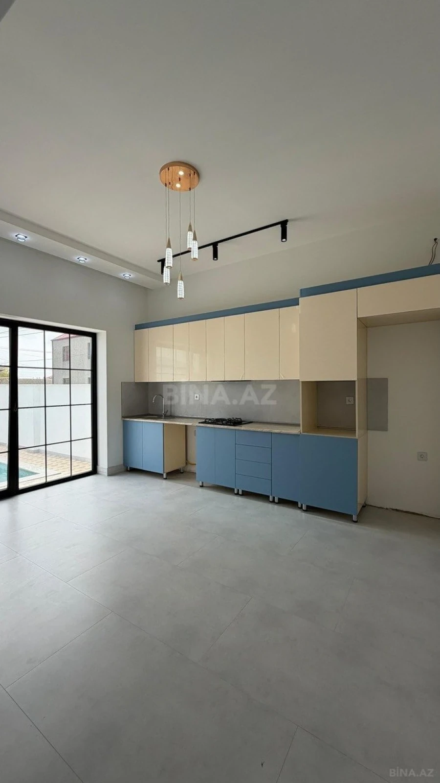 Satılır 4 otaqlı həyət evi 148 m²