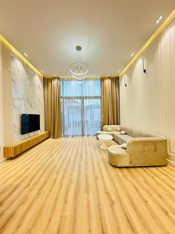 Kirayə verilir 5 otaqlı həyət evi 400 m²