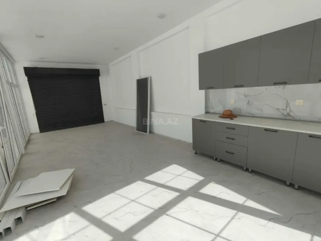 Satılır 5 otaqlı həyət evi 200 m²