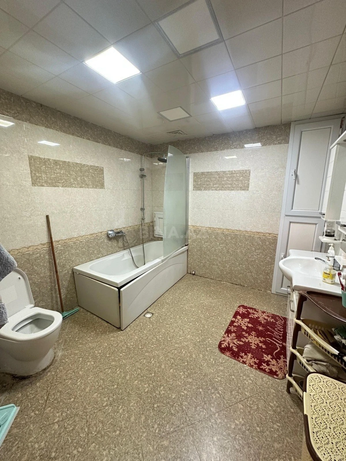 Satılır 3 otaqlı mənzil 115 m²