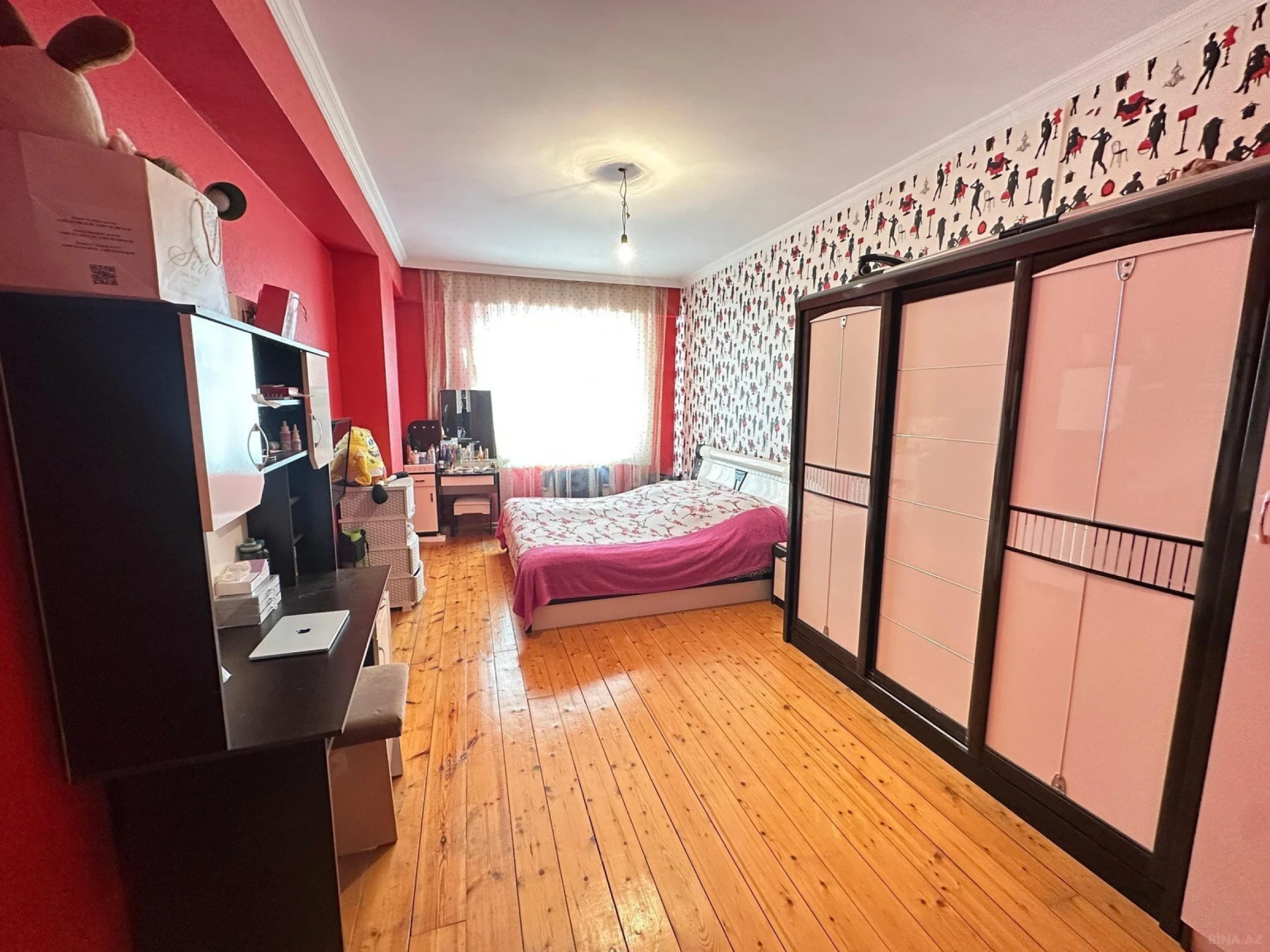 Satılır 3 otaqlı mənzil 115 m²