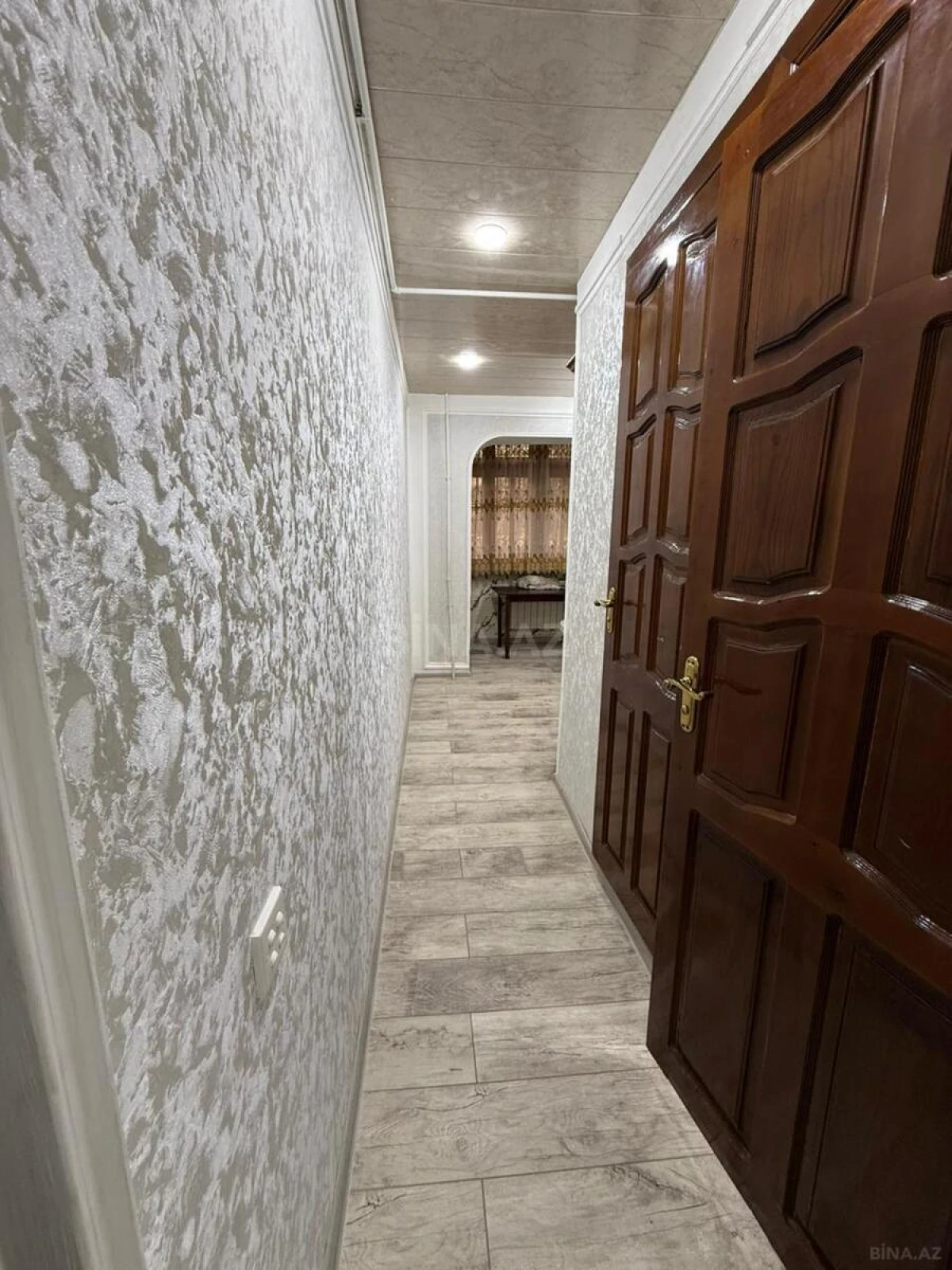 Kirayə verilir 2 otaqlı mənzil 85 m²