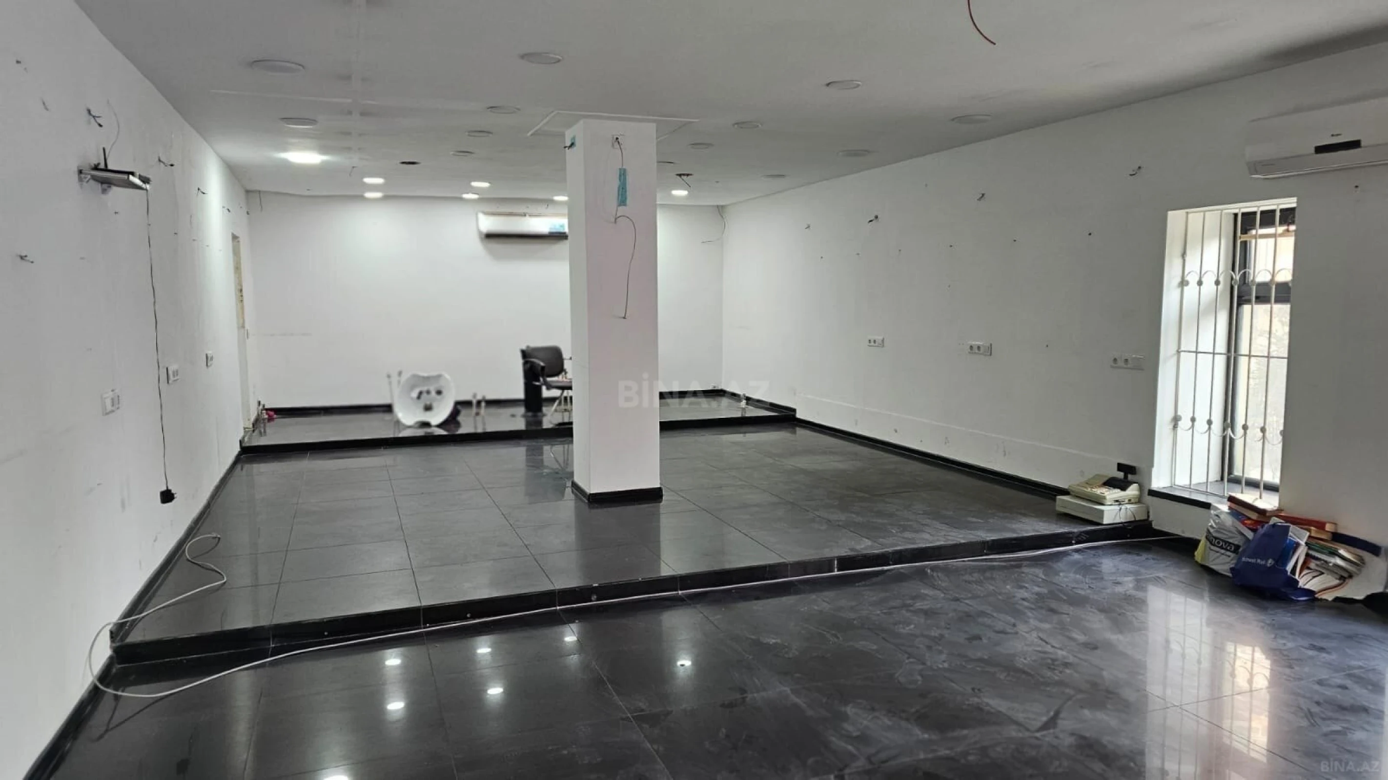 Kirayə verilir 4 otaqlı ofis 140 m²