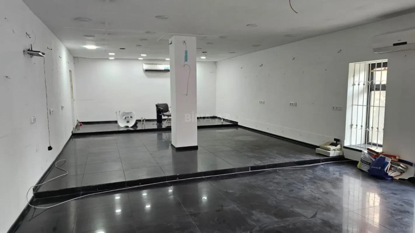 Kirayə verilir 4 otaqlı ofis 140 m²