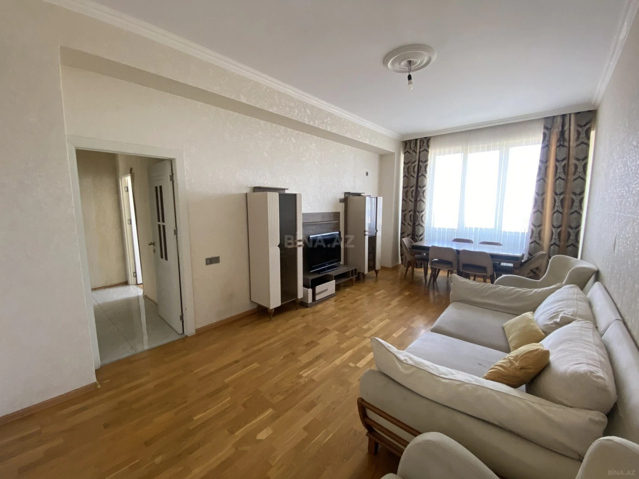 Kirayə verilir 3 otaqlı mənzil 100 m²