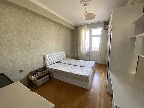 Kirayə verilir 3 otaqlı mənzil 100 m²