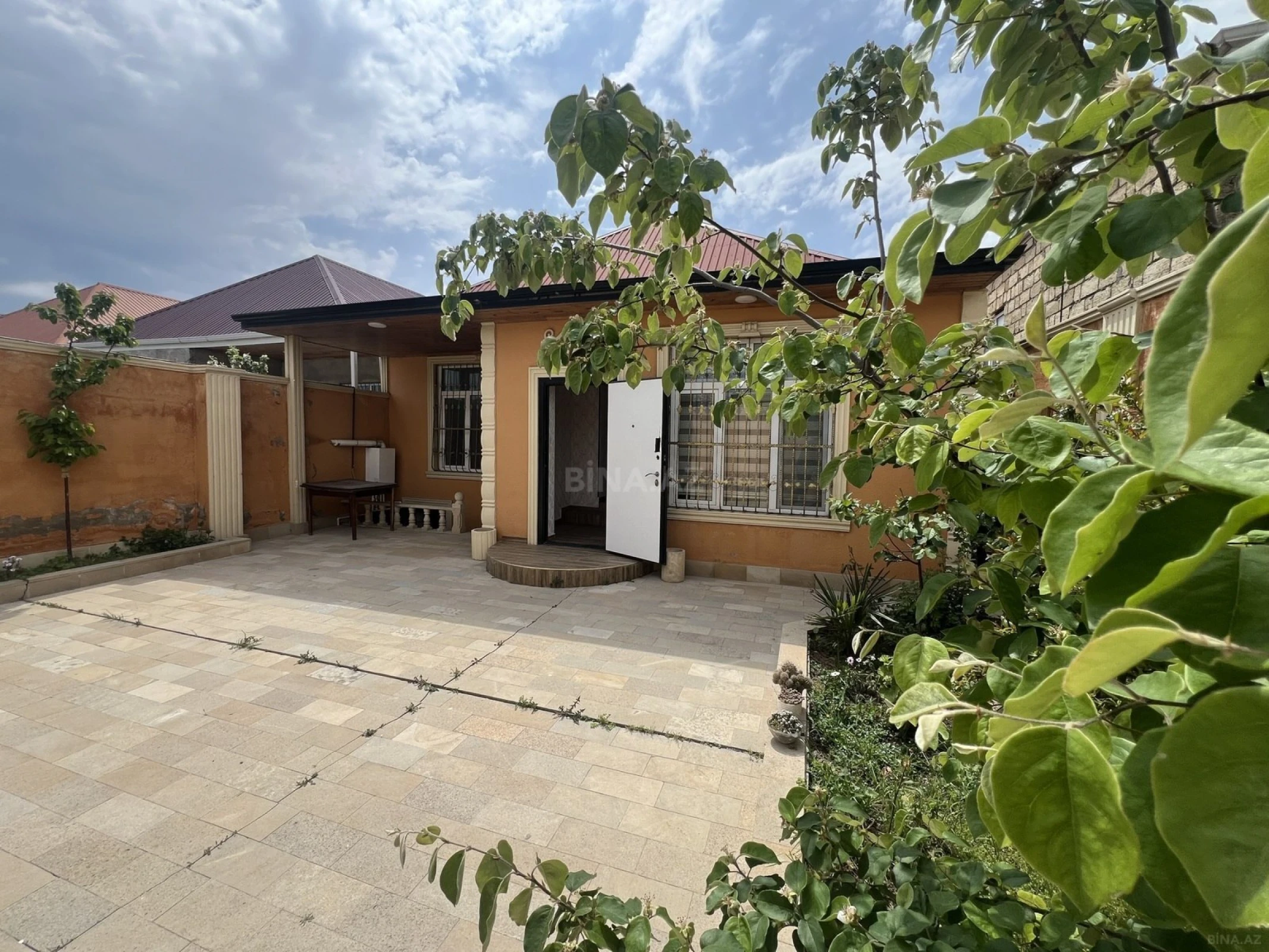 Satılır 4 otaqlı həyət evi 94 m²