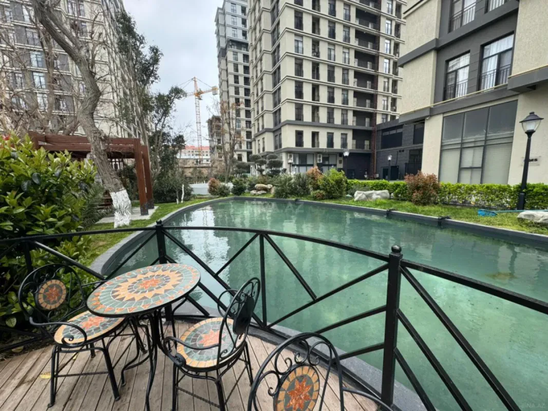Satılır 2 otaqlı mənzil 86 m²