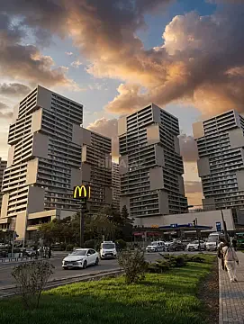 Satılır 3 otaqlı mənzil 148 m² — Bakı 3 otaq 148.00 m²