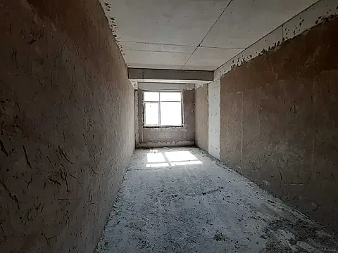 Satılır 3 otaqlı mənzil 144 m²