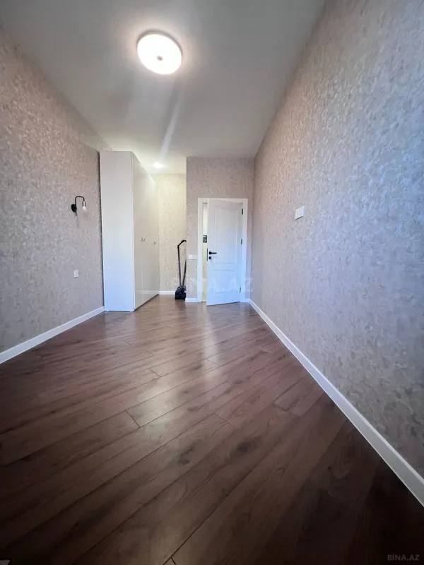 Satılır 2 otaqlı mənzil 70 m²