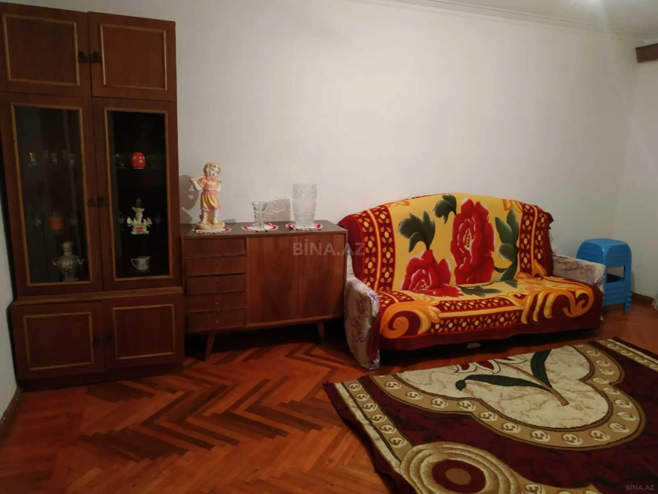 Kirayə verilir 2 otaqlı mənzil 45 m²
