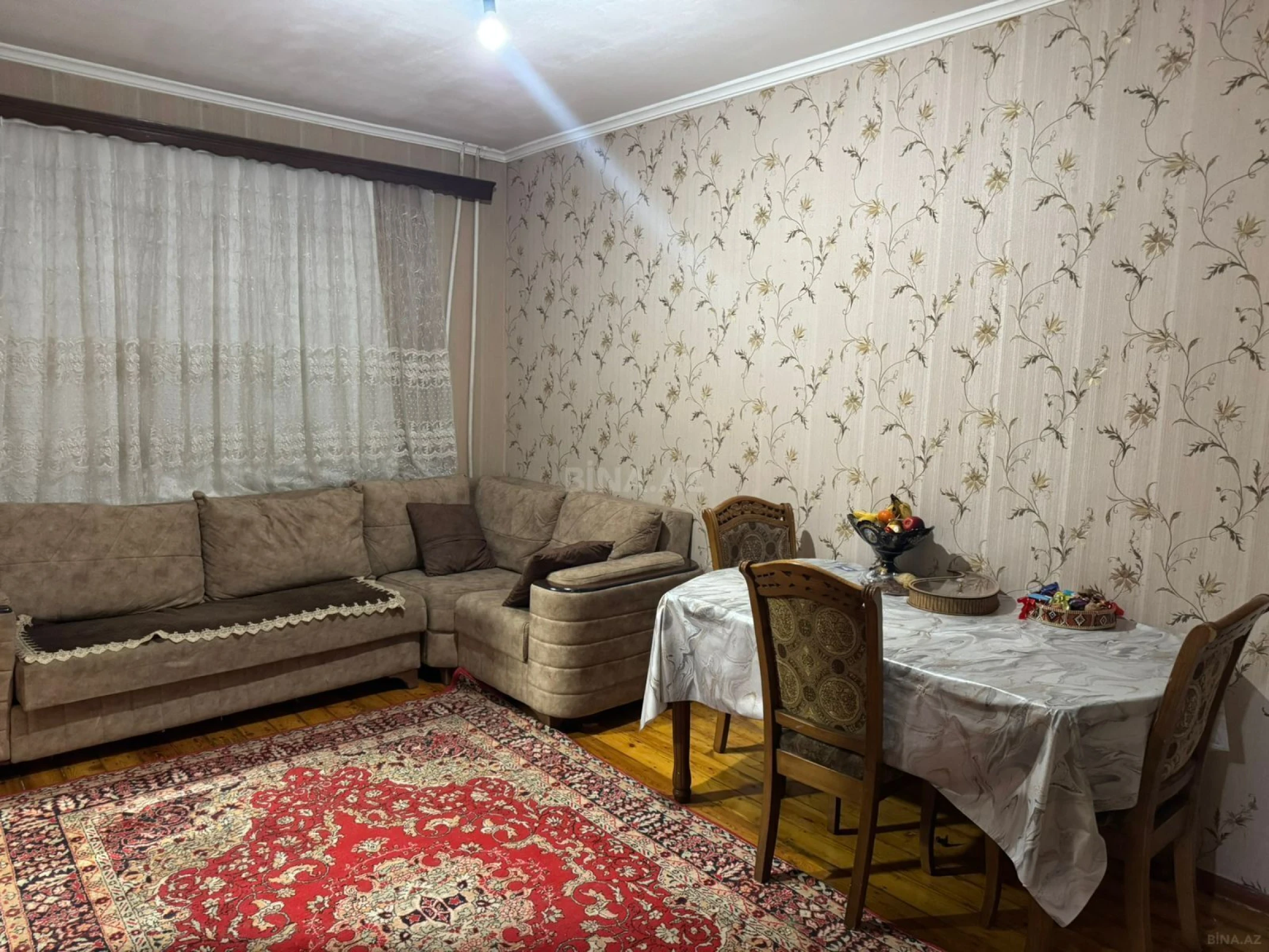 Satılır 2 otaqlı mənzil 55 m²