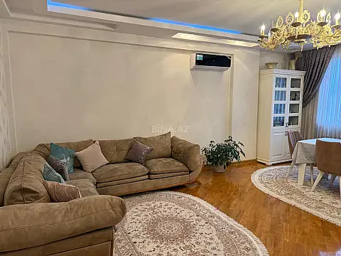 Satılır 3 otaqlı mənzil 120 m²