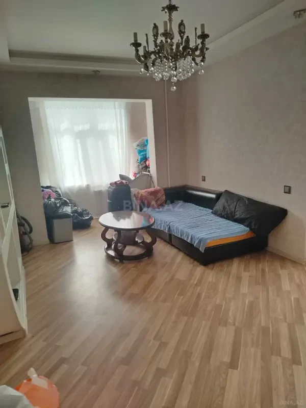 Kirayə verilir 2 otaqlı mənzil 70 m²
