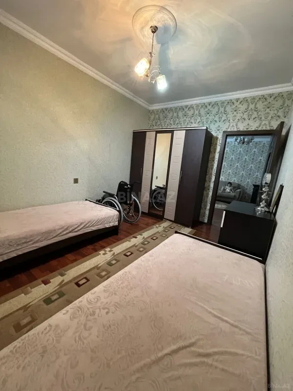 Satılır 4 otaqlı həyət evi 100 m²
