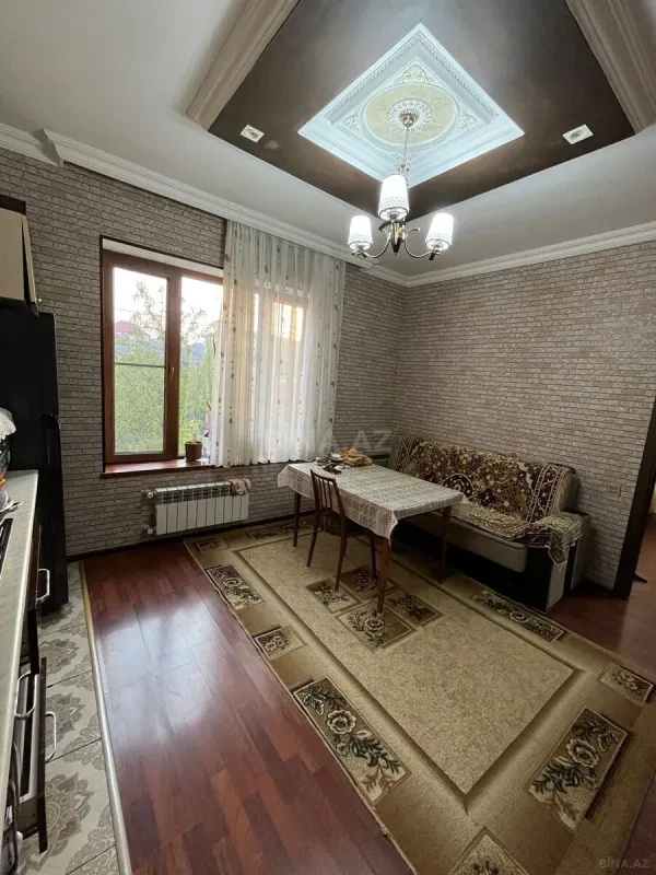 Satılır 4 otaqlı həyət evi 100 m²