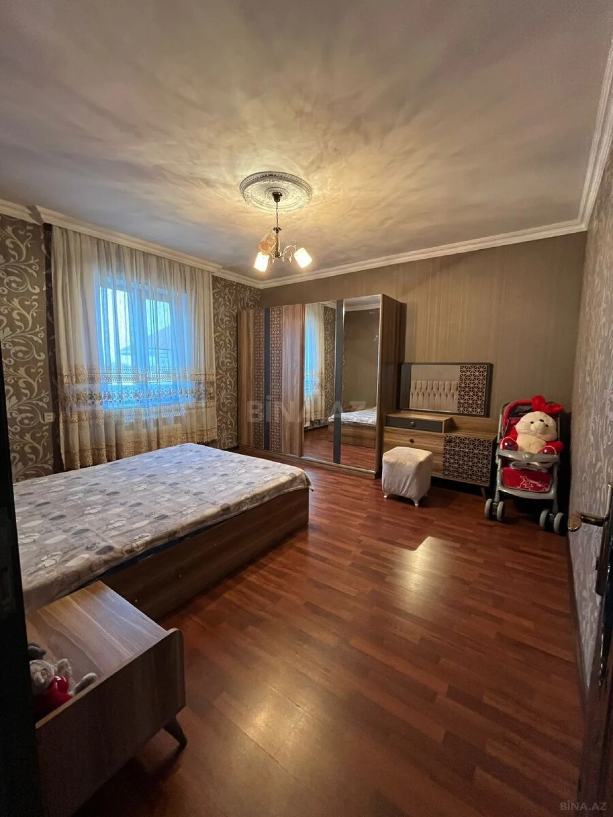 Satılır 4 otaqlı həyət evi 100 m²