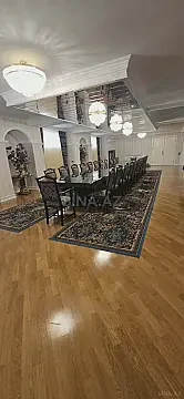 Satılır 14 otaqlı həyət evi 2000 m²