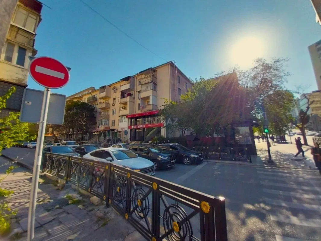 Satılır 1 otaqlı mənzil 38 m²